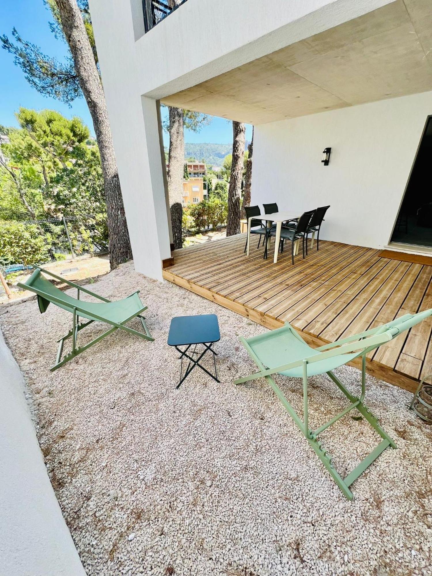 Le Grand Canaille Cassis Exterior photo